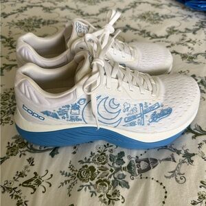 Topo White and Blue Athletic Shoes - Boston marathon